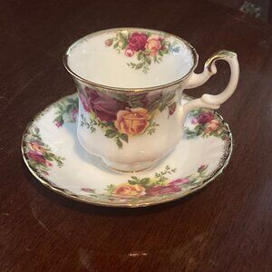 Royal Albert "Old Country Roses" cup & saucer